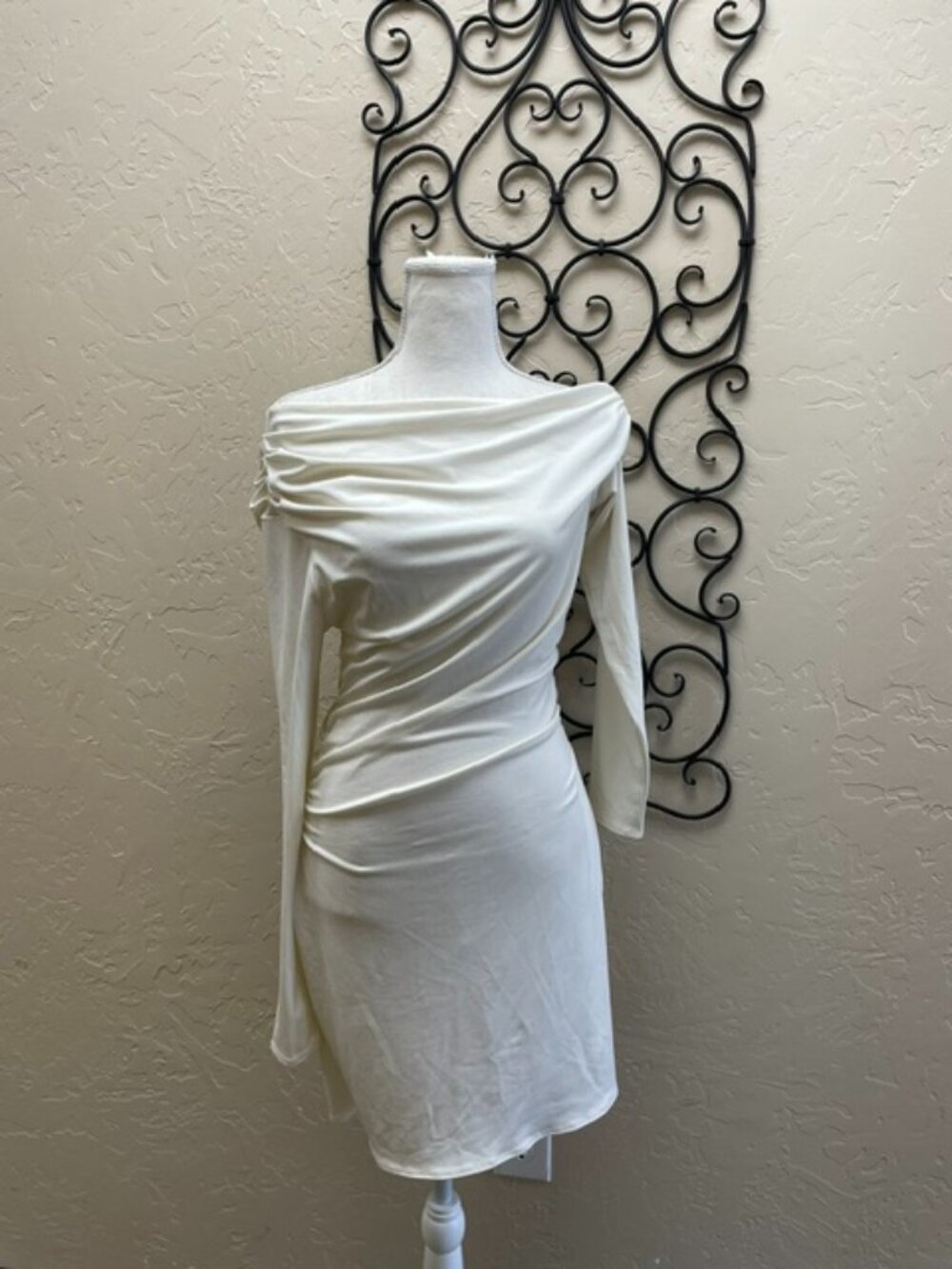ABERCROMBIE & FITCH Womens White Off-Shoulder Long-Sleeve Mini Dress